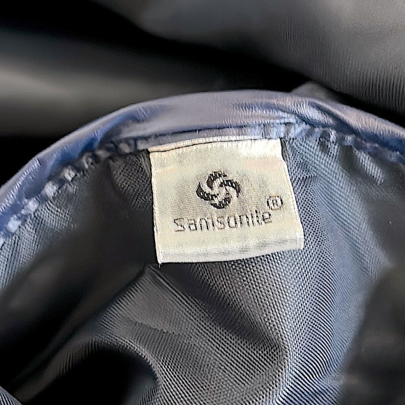 Samsonite navy nylon/ Leather weekender foldable duffle bag - Picture 14 of 16